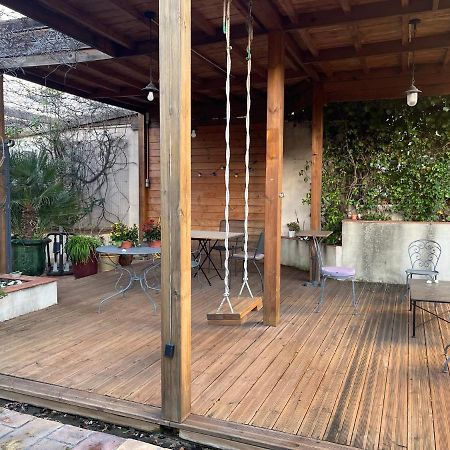Maison Chaleureuse Avec Grande Terrasse Нім Екстер'єр фото